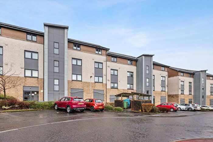 2 Bedroom Flat For Sale In Millview Crescent, / Millview Crescent, PA5