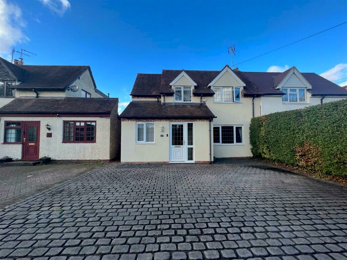 4 Bedroom Semi-Detached House For Sale In Kineton Lane, Solihull, B94