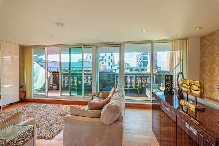 2 Bedroom Flat For Sale In The Albany, Old Hall Street, Liverpool, L3