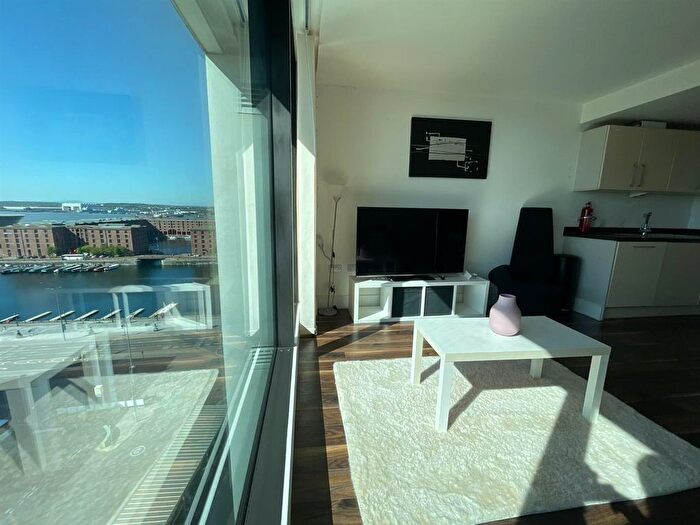 2 Bedroom Flat To Rent In Custom House Place, Liverpool, L1