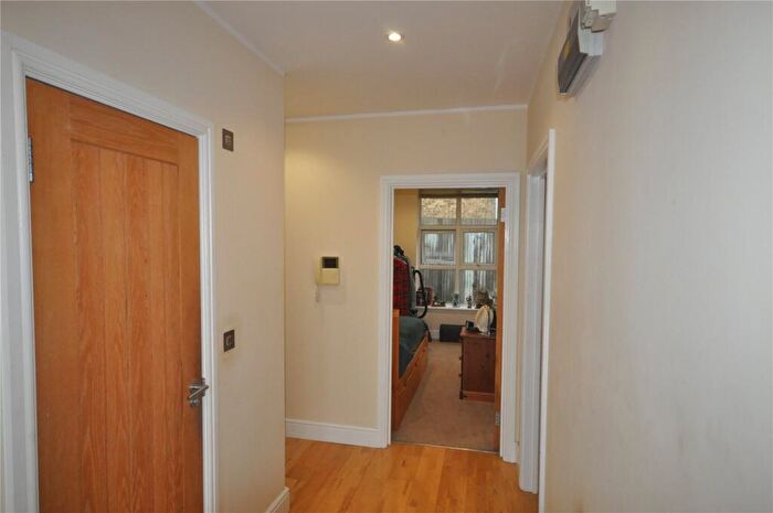 2 Bedroom Terraced House For Sale In Terrace Road, Walton-On-Thames, Surrey, KT12