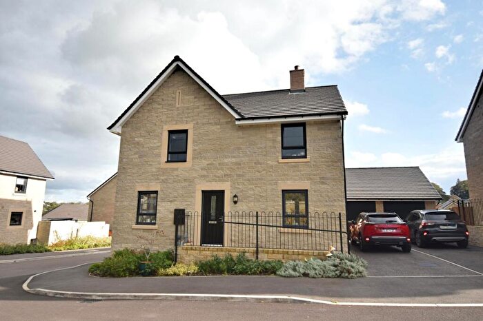 4 Bedroom Detached House For Sale In Taxhall Road, Whaley Bridge, SK23
