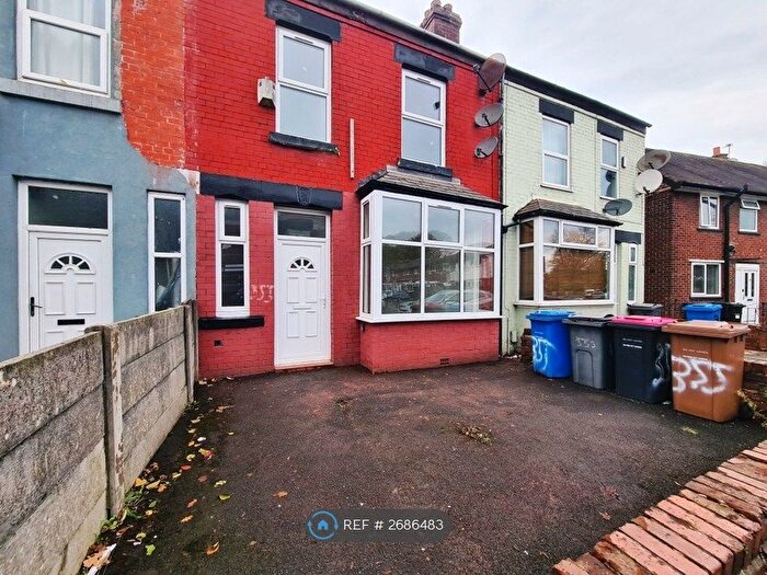 3 Bedroom Terraced House To Rent In Lower Broughton Road, Salford, M7