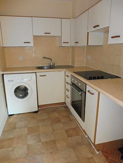 2 Bedroom Flat To Rent In Cameron Road, Croydon, CR0