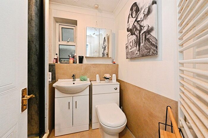 2 Bedroom Semi-detached Bungalow For Sale In Aylmer Drive, Tilney St. Lawrence, King's Lynn, PE34