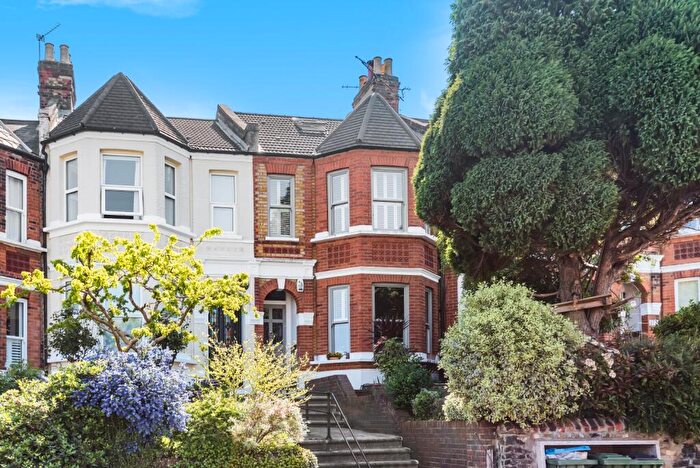 4 Bedroom Terraced House To Rent In Eglinton Hill London, SE18