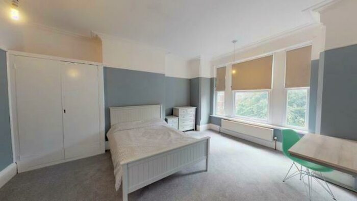 6 Bedroom Semi-Detached House To Rent In Gedling Grove, Arboretum, NG7