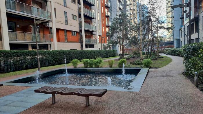 2 Bedroom Flat To Rent In Barton Place, Hornbeam Way, Green Quarter Manchester, M4