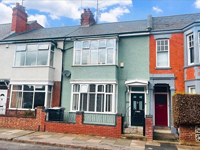 3 Bedroom Terraced House For Sale In Birchfield Road, Abington, Northampton, NN1