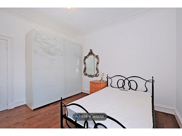 2 Bedroom Flat To Rent In Affleck Place, Aberdeen, AB11