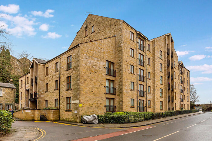 2 Bedroom Apartment To Rent In Lune Square, Damside Street, Lancaster, Lancashire, LA1