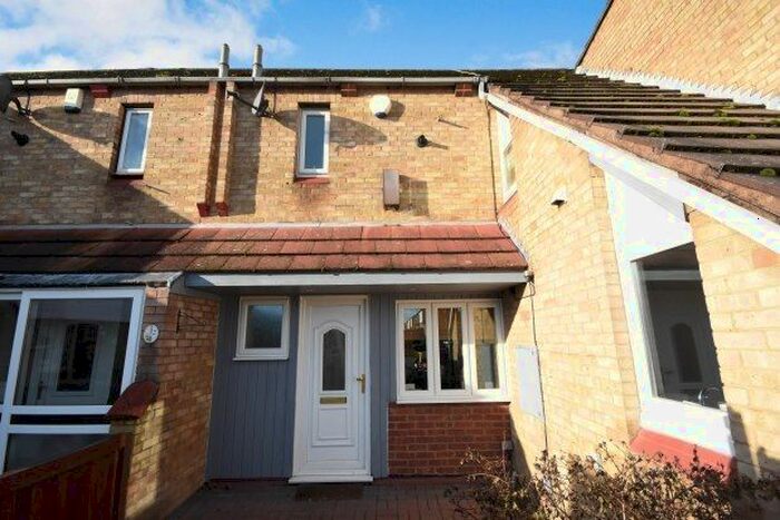 3 Bedroom Property To Rent In Broomfields, Basildon, SS13