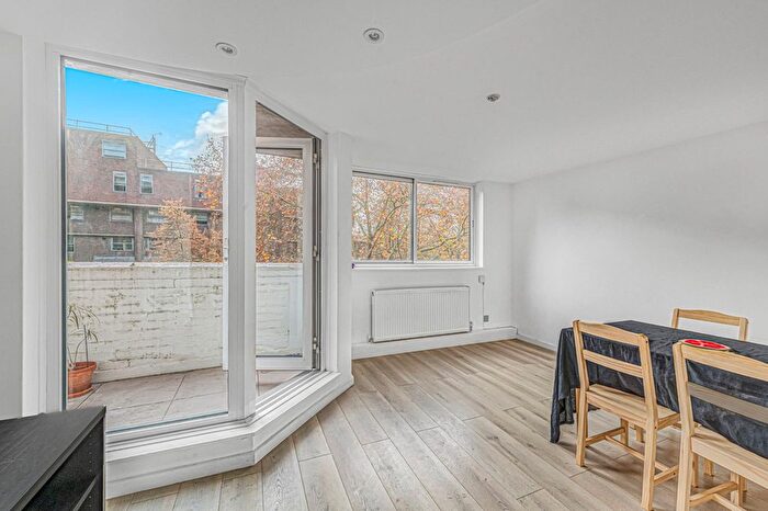 3 Bedroom Flat For Sale In Sandbourne, Dartmouth Close, W11