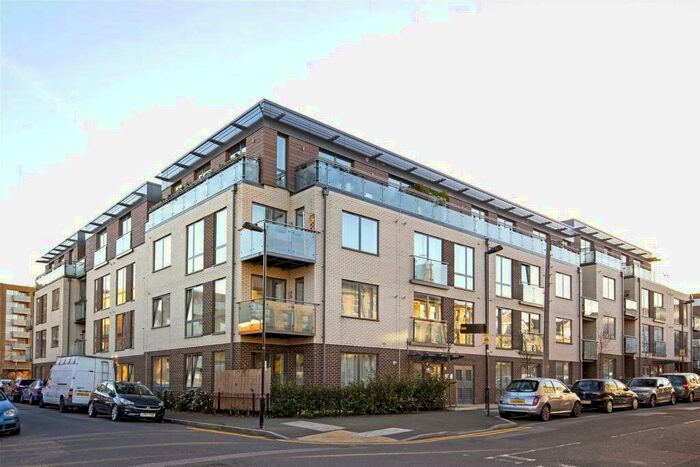 1 Bedroom Apartment To Rent In Riddell Court, Campsbourne Road, Hornsey, N8