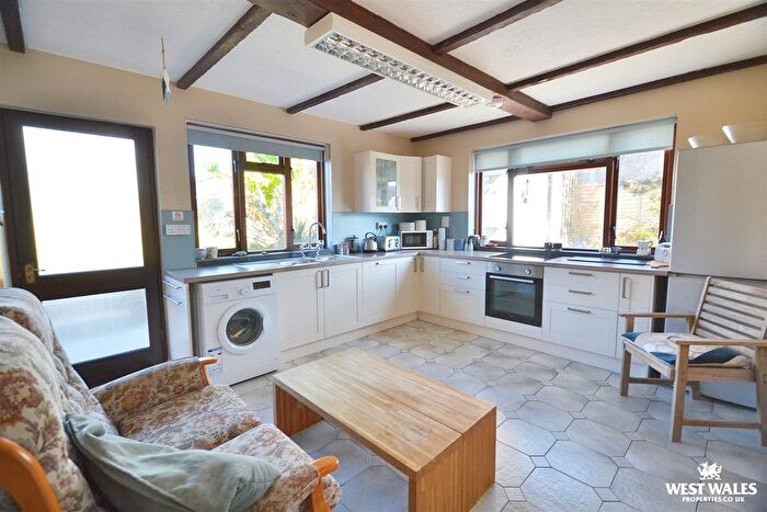 2 Bedroom Cottage For Sale In Burton, Milford Haven, SA73