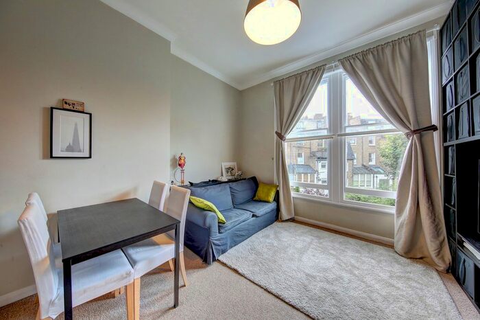 1 Bedroom Flat To Rent In Sinclair Road, Olympia, W14