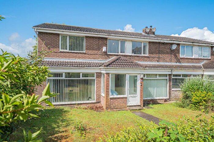 4 Bedroom Semi-Detached House For Sale In Mingarry, Birtley, DH3