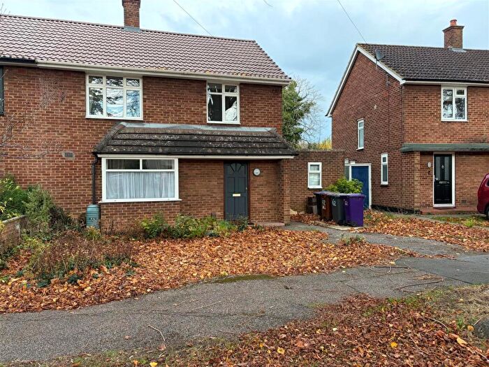 3 Bedroom Semi-Detached House To Rent In Lammas Way, Letchworth Garden City, SG6