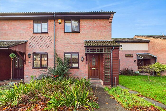 2 Bedroom End Terrace House For Sale In Rotherfield Close, Theale, Reading, Berkshire, RG7