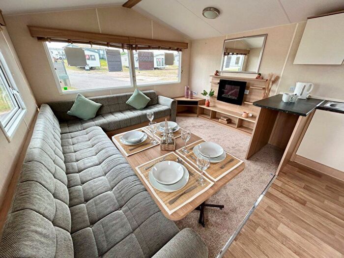 3 Bedroom Park Home For Sale In Lossiemouth Holiday Park – Scotland, IV31