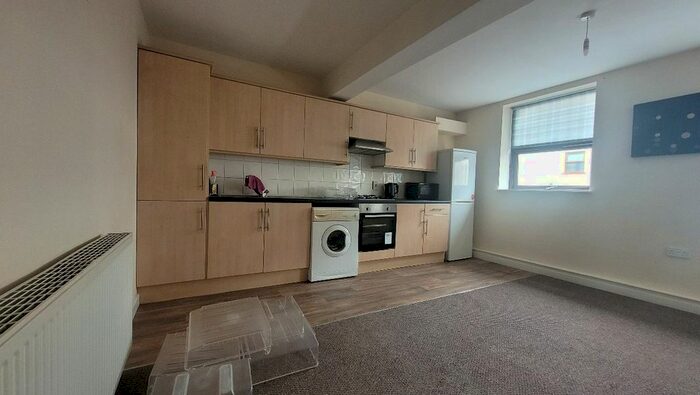 2 Bedroom Flat To Rent In Castle Street, Tredegar, NP22