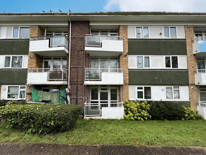 1 Bedroom Flat For Sale In Barnes Wallis Court, Barnhill Road, Wembley, Greater London, HA9