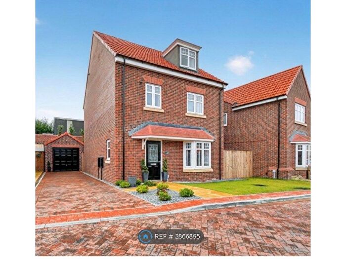 4 Bedroom Detached House To Rent In Newby Court, Boroughbridge, YO51