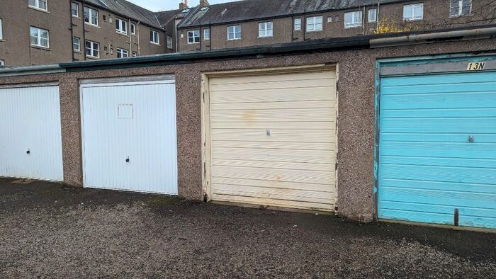 Garage / Parking To Rent In Falcon Road West, Morningside, Edinburgh, EH10