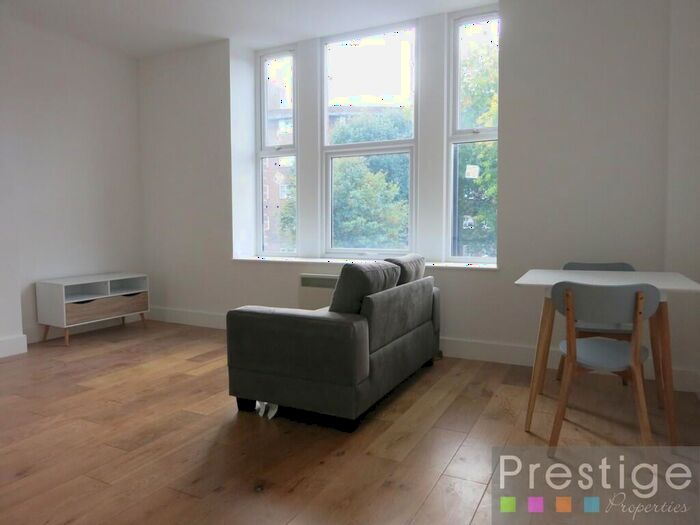 1 Bedroom Flat To Rent In Upper Clapton Road, E5