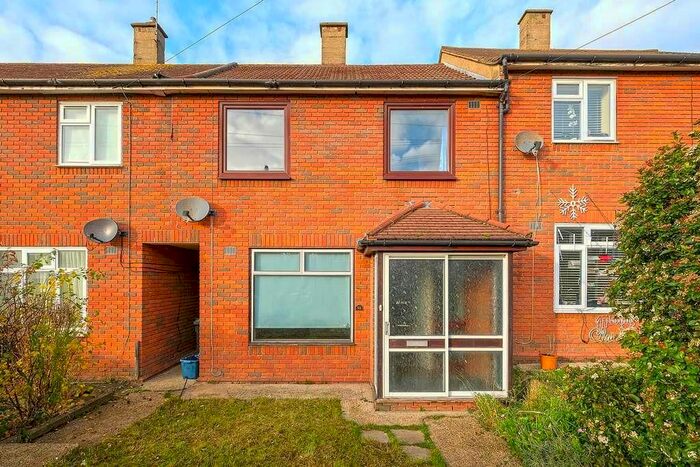 3 Bedroom Terraced House To Rent In Chequers Road, Loughton, IG10