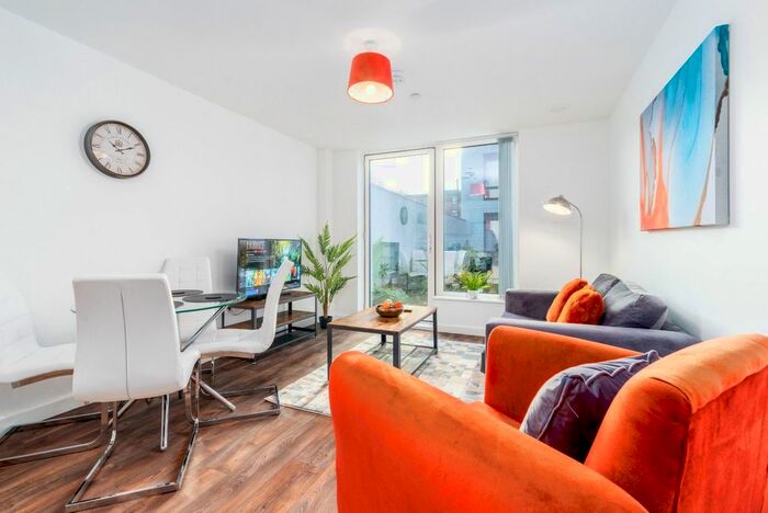 2 Bedroom Flat To Rent In Moseley Street, Birmingham, B12