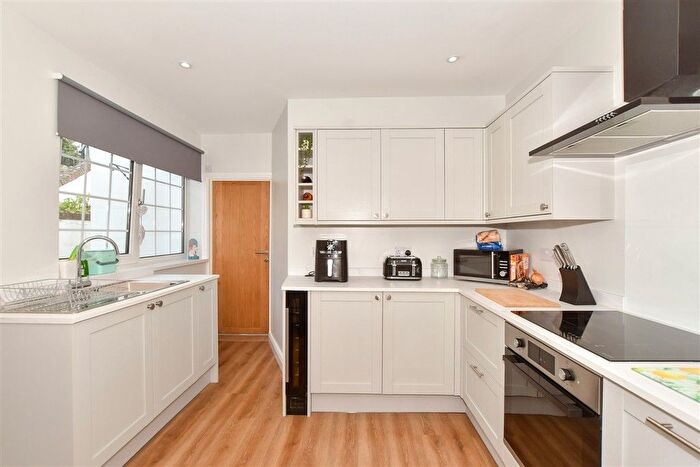 2 Bedroom Semi-detached House For Sale In Castlemount Road, Dover, Kent, CT16