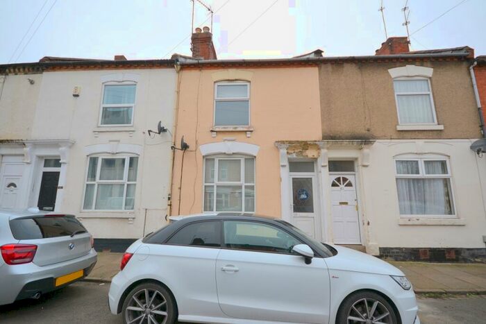 2 Bedroom Terraced House To Rent In Shakespeare Road, The Mounts, Northampton, NN1