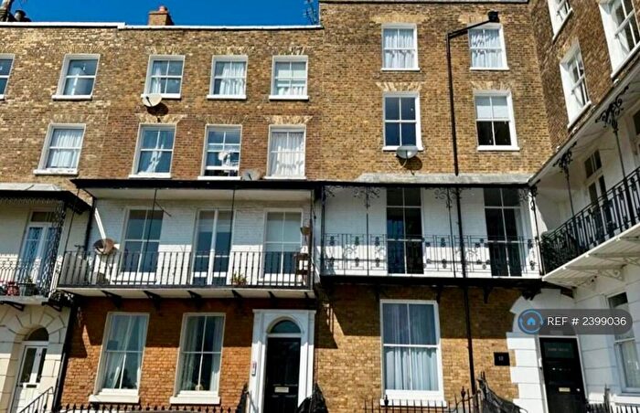 2 Bedroom Flat To Rent In Albion Place, Ramsgate, CT11