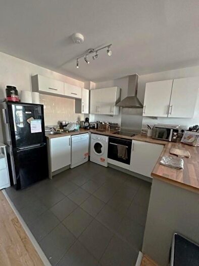 1 Bedroom Apartment To Rent In Blackberry Crt, Queen Mary Av, South Woodford, E18