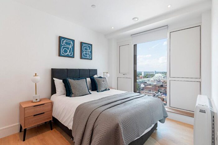 2 Bedroom Apartment To Rent In Sutton Park House, Carshalton Road, London, SM1