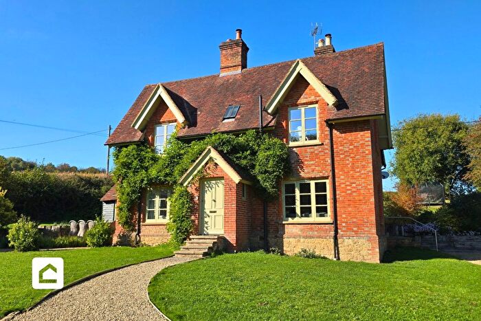 4 Bedroom Farmhouse To Rent In Penn Lane, Ide, Sevenoaks, TN14