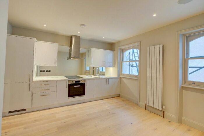 2 Bedroom Flat To Rent In Leinster Terrace, London, W2