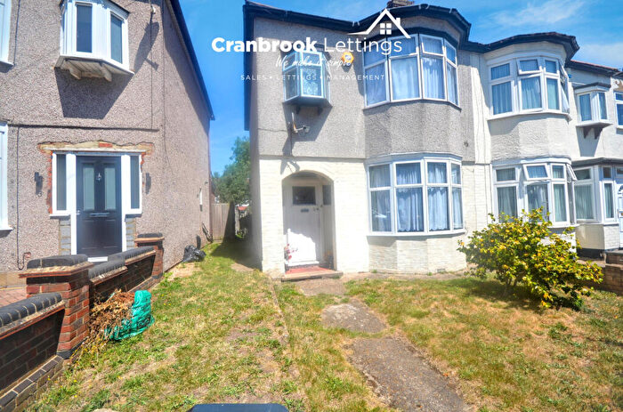 3 Bedroom Semi-Detached House For Sale In Hamilton Avenue, Ilford, IG6