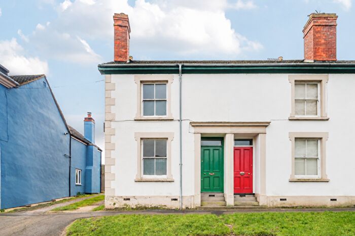3 Bedroom End Of Terrace House For Sale In Gloucester Street, Faringdon, Faringdon, SN7
