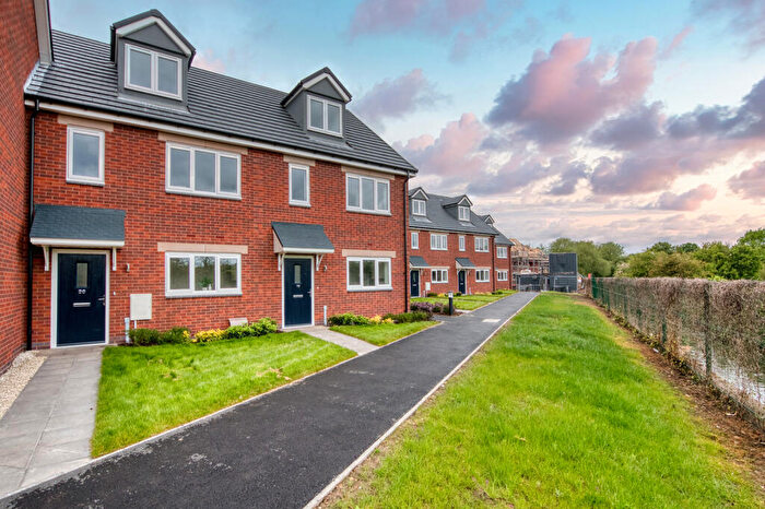 3 Bedroom End Of Terrace House For Sale In Gas Street, Sandiacre, Derbyshire, NG10