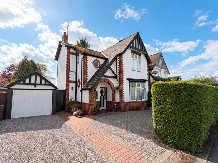 3 Bedroom Detached House For Sale In Neville Avenue, Spalding, PE11