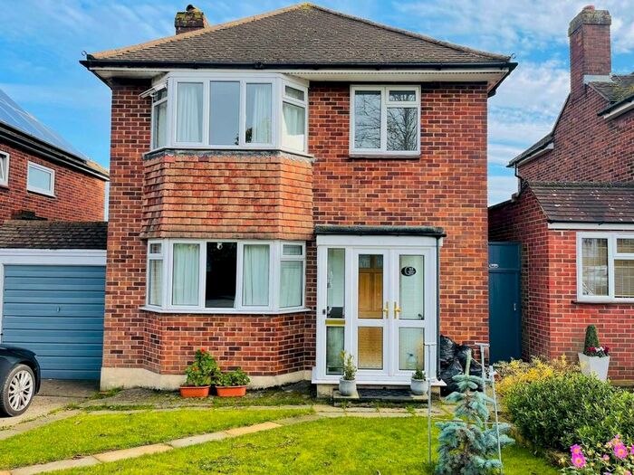 3 Bedroom Detached House To Rent In Avebury Road, Orpington, Kent, BR6