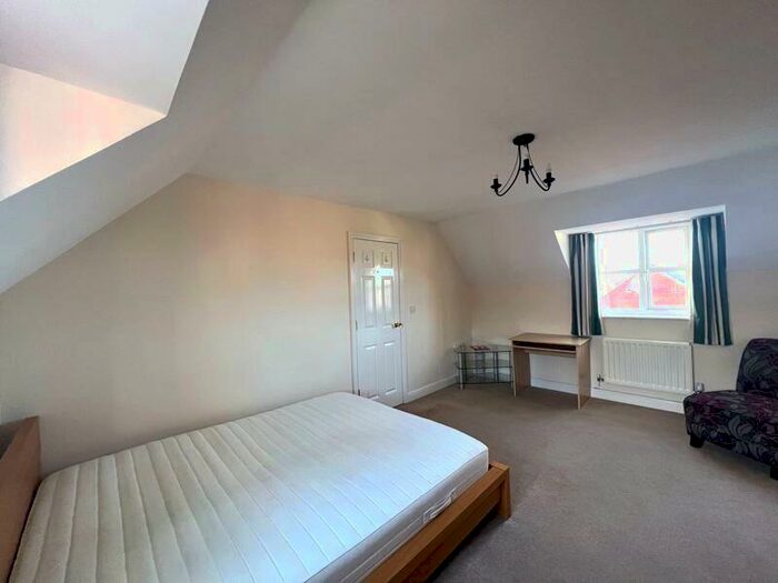 1 Bedroom House Of Multiple Occupation To Rent In Kings Drive, Bristol, BS34