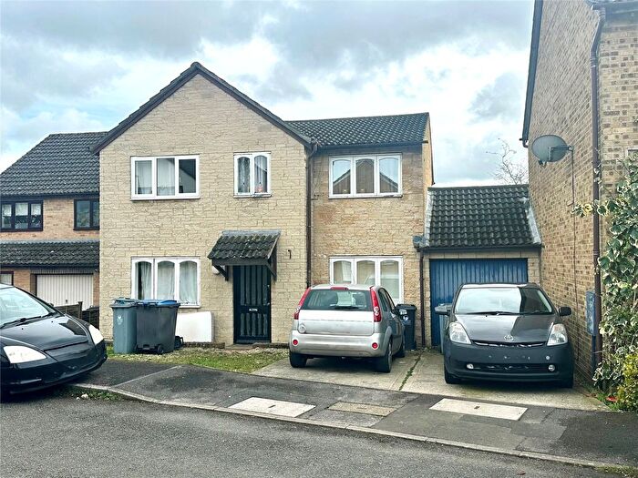 4 Bedroom Detached House For Sale In Thorney Leys, Witney, Oxfordshire, OX28