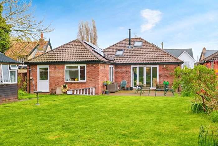 3 Bedroom Detached Bungalow For Sale In Station Rd, Fulbourn, Cambridge, CB21