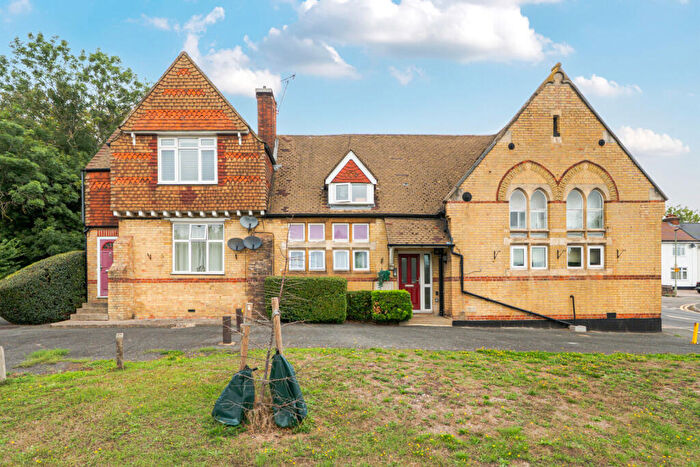 2 Bedroom Apartment For Sale In Starts Hill Road, Farnborough, Orpington, BR6