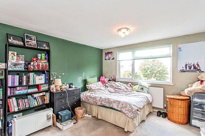 4 Bedroom Semi-detached House For Sale In Linton Road, Shoeburyness, Southend-On-Sea, Essex, SS3