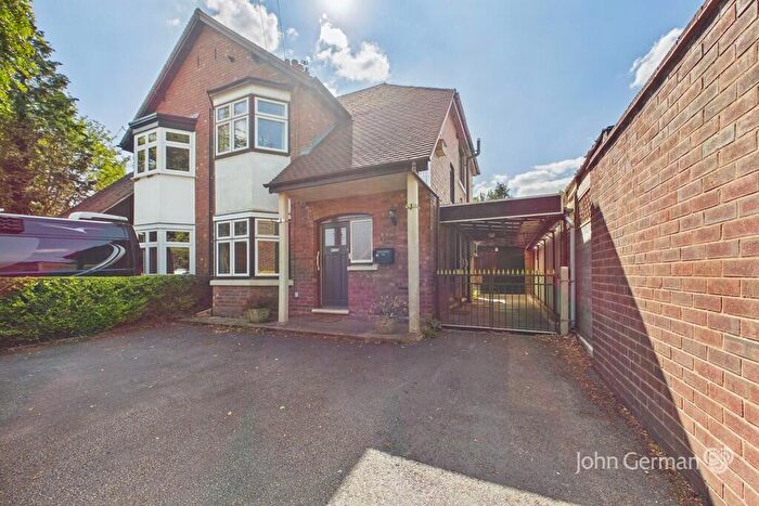 3 Bedroom Semi-Detached House For Sale In Rickerscote Road, Stafford, ST17