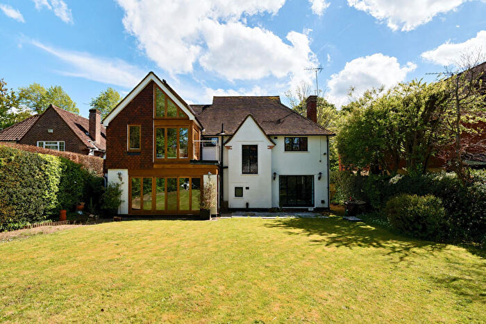 5 Bedroom Detached House To Rent In Lammas Lane, Esher, KT10